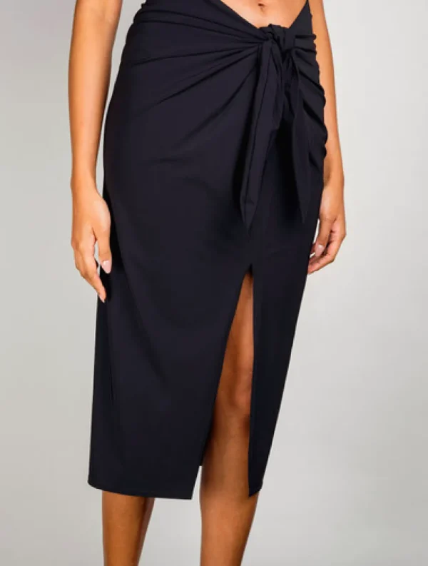 Outlet Maxi Sarong Black, Choc, Cherry, or Navy Swim Skirts | Pareos & Sarongs